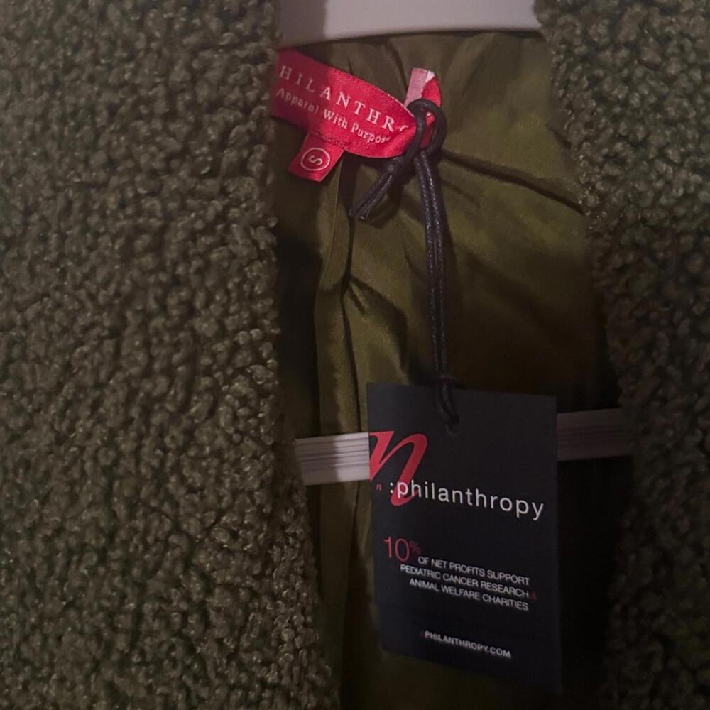 N:philanthropy sherpa coat small - Picture 4 of 5